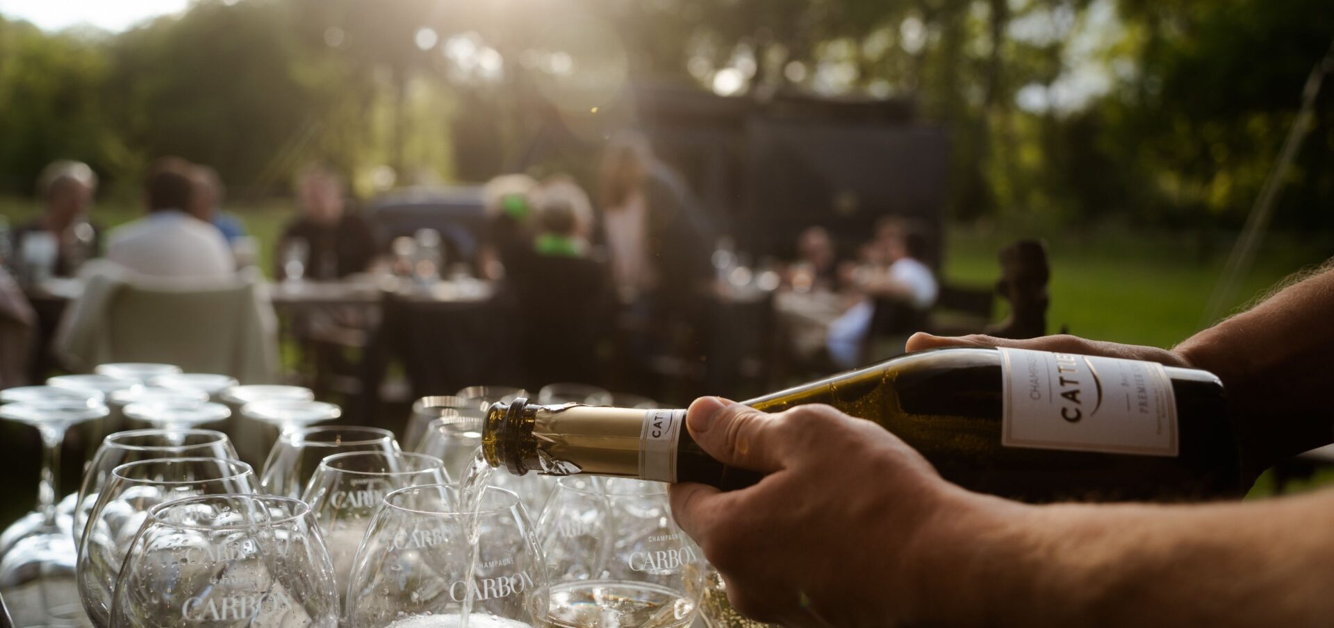 Champagne ontvangst bij maatwerk incentive in de natuur